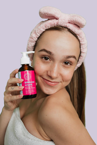 Hibiscus Crush Exfoliating Foaming Cleanser